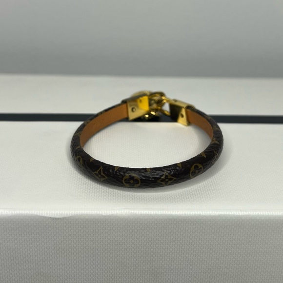 Louis Vuitton Charm Bracelet - Picture 4 of 7